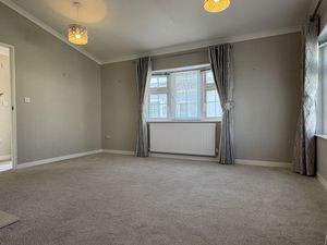 Lounge- click for photo gallery